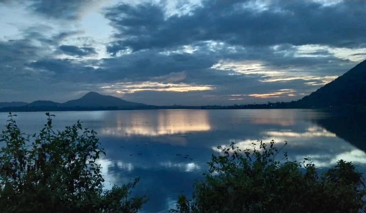 Lake and natural landscape near Purulia
